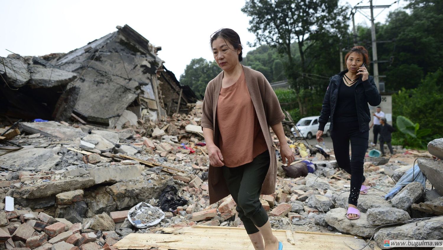 В Китае произошло сильное землетрясение, более 100 человек погибли