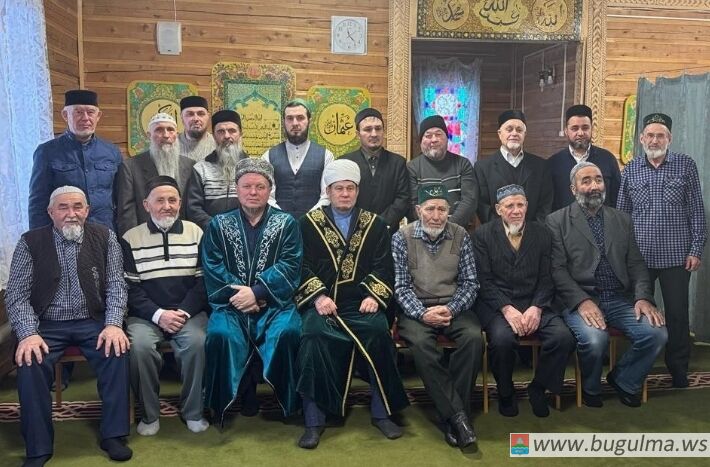 В мечети поселка Кудашево Бугульминского района прошло итоговое отчётное собрание Бугульминского мухтасибата.