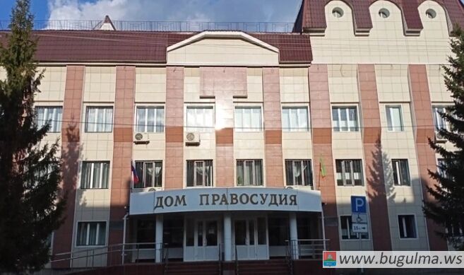 Административный арест за мелкое хулиганство.