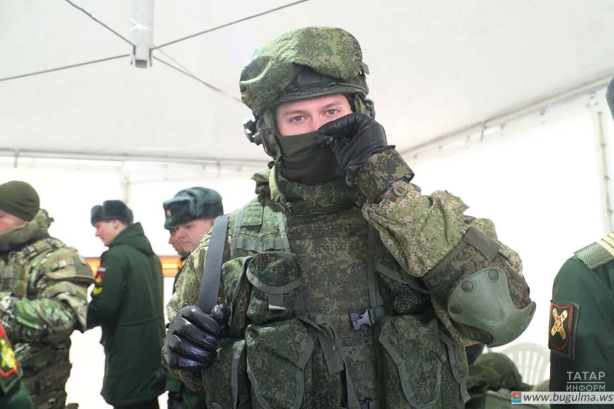 Рустам Минниханов подписал закон о квотах для трудоустройства участников СВО в Татарстане.